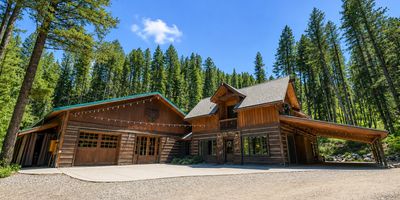 The Story of The Woodlands | Luxury Estate for Sale in Bozeman