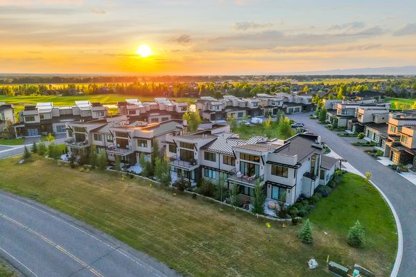 Buying a Condo in Bozeman MT? What Buyers Often Miss About HOA Responsibility