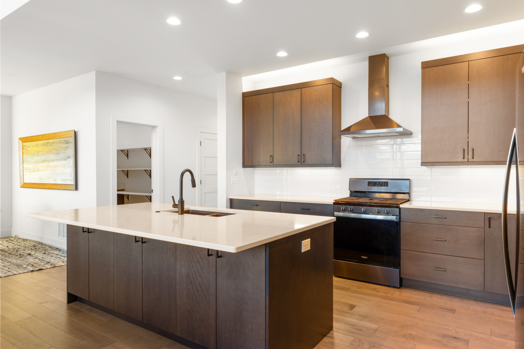 1976 Vaquero Parkway Kitchen