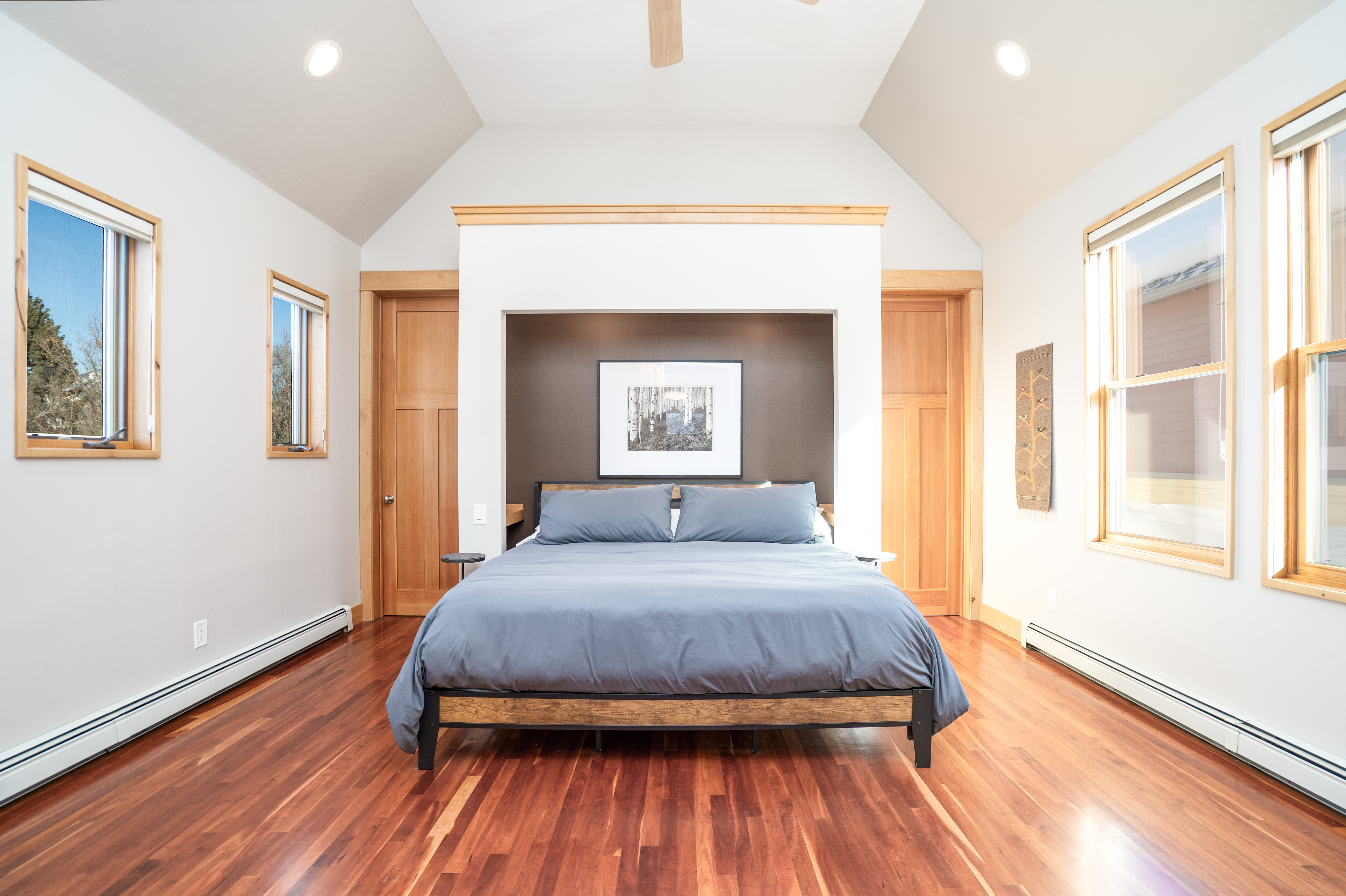 309 N Black Ave - 2nd Floor